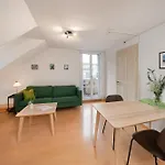 Апартаменты Interlaken Apartments