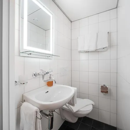 Interlaken Apartments Entrelagos